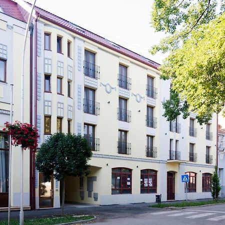 Hotel Royal Senta Luaran gambar